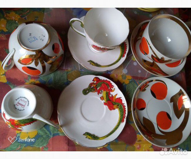 Сервиз чайный,чашки-блюдца