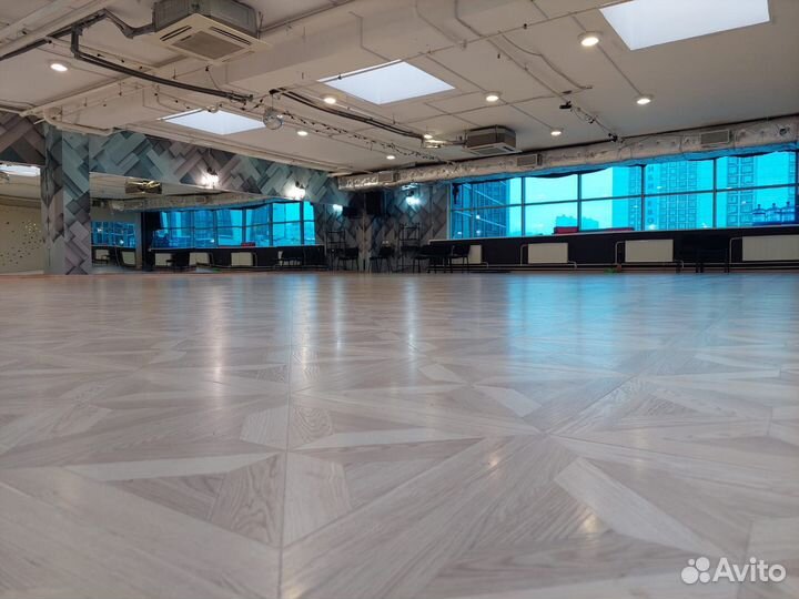 Танцевальный зал в аренду