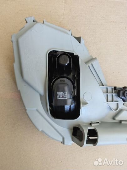 Фара противотуманная левая hyundai 922011R010