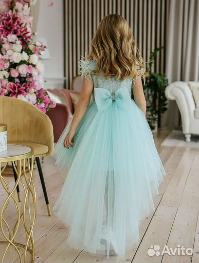 Платье для девочки 128 на выпускной или праздник
