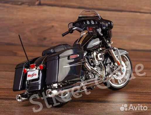 Новые модели мотоциклов Harley Davidson 1:12