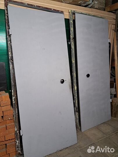 Железные входные двери бу