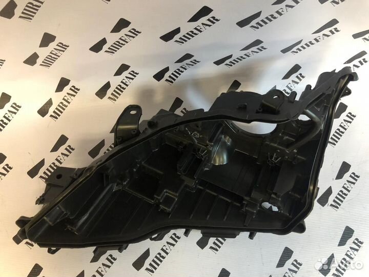 Корпус фары Lexus GS 4