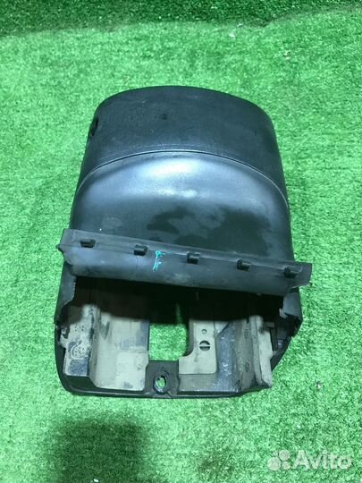 Кожух рулевой колонки Ford Focus 1