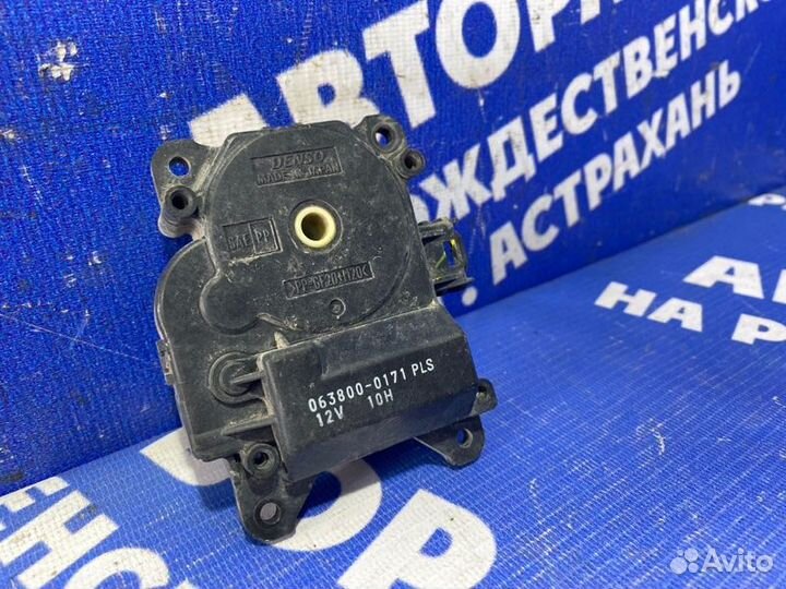 Моторчик заслонок отопителя Toyota Camry 40 седан