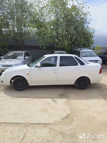 LADA Priora 1.6 МТ, 2011, 180 000 км
