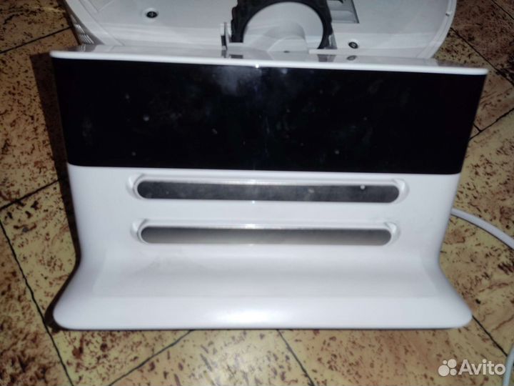 Робот-пылесос Xiaomi Mi Robot Vacuum Cleaner