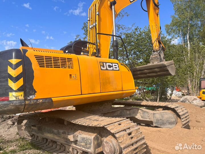 Гусеничный экскаватор JCB JS 205NLC, 2021