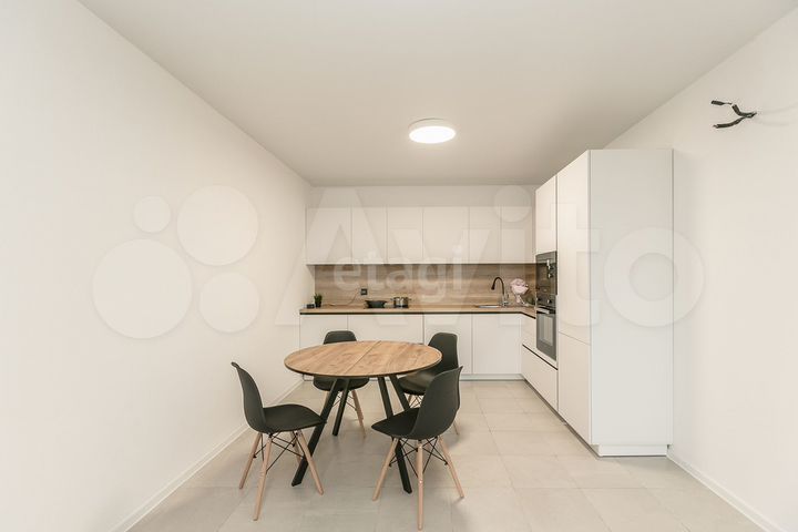 3-к. квартира, 86 м², 20/24 эт.