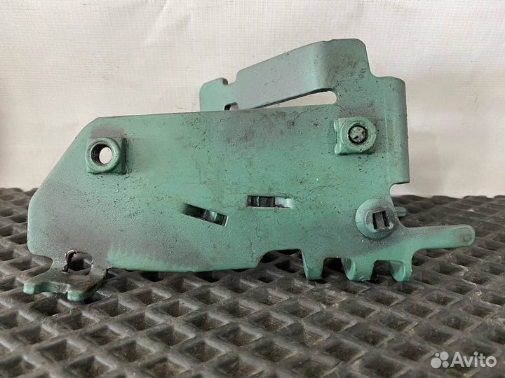 Крепление проводки Volvo FH4 21657248