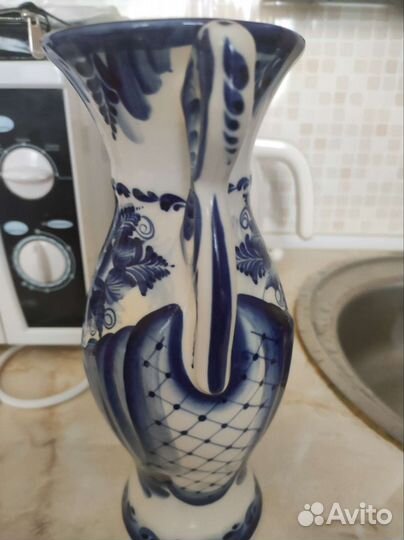 Ваза для цветов гжель