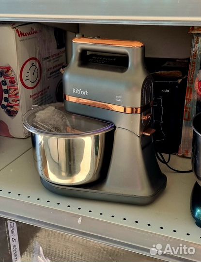 Новый миксер Kitfort KT-1369