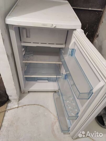 Холодильник бу маленький