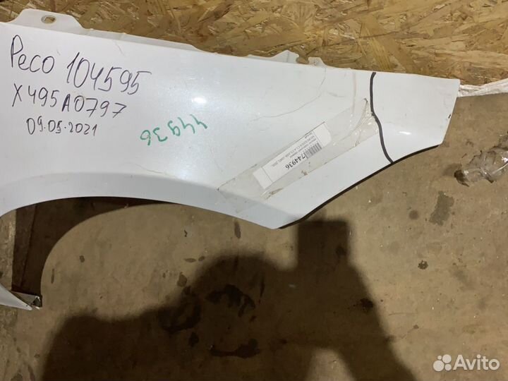 Переднее правое крыло Mercedes GLA AMG