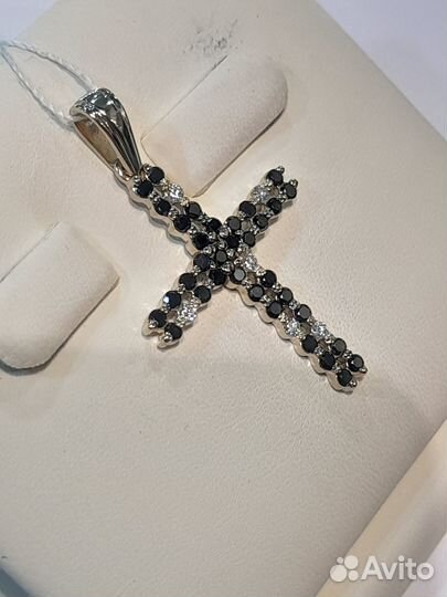 4152 Крест золотой 585 с черными бриллиантами