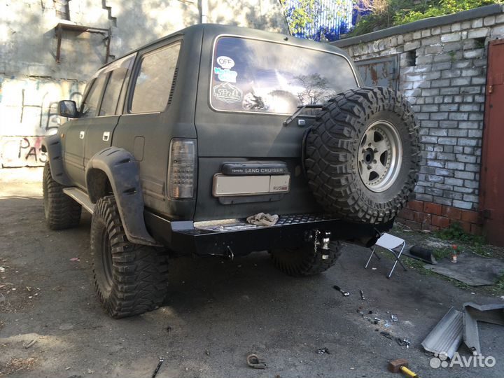 Бампер задний cиловой Тойота Ленд Крузер 80 OJ