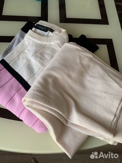 Костюм женский спортивный