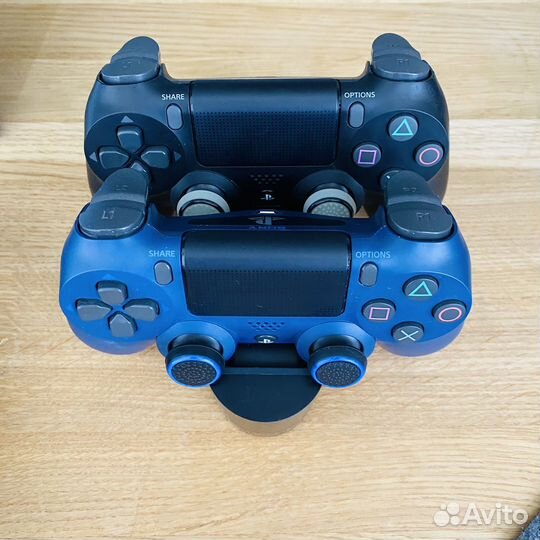 Sony playstation 4 PS4 Pro 1tb с играми