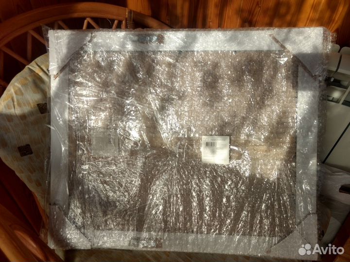 Зеркало новое настенное в раме, 40*50 см