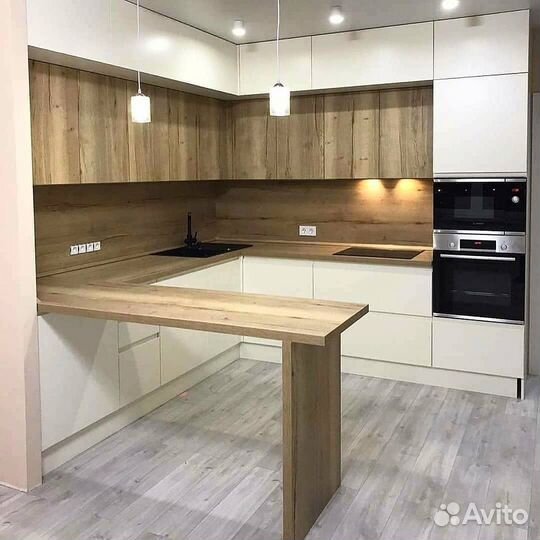 Угловая кухня на заказ. Фабрика в Новопушкино