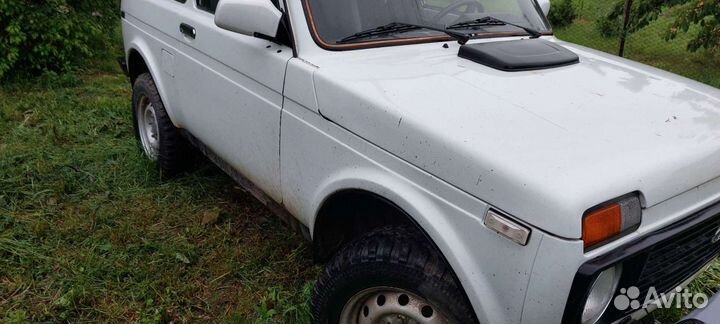 LADA 4x4 (Нива) 1.7 МТ, 1999, 150 000 км