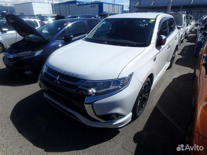 Mitsubishi Outlander 2.0 AT, 2018, 48 495 км