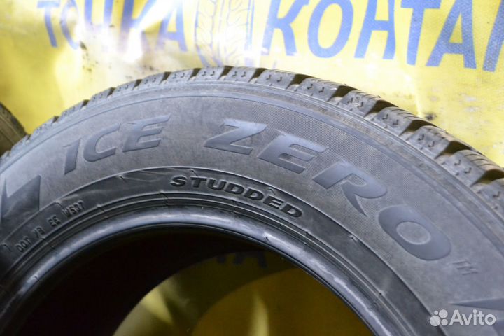 Pirelli Ice Zero 215/65 R17