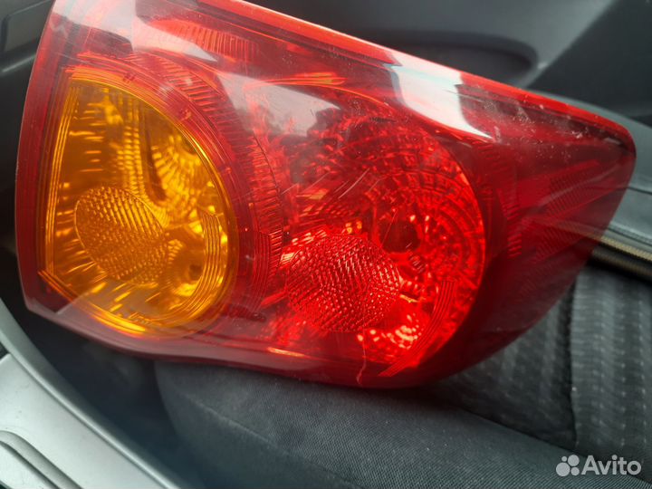 Задняя правая фара Тойота Королла Е150