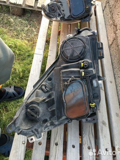 Левые фары на Opel Corsa