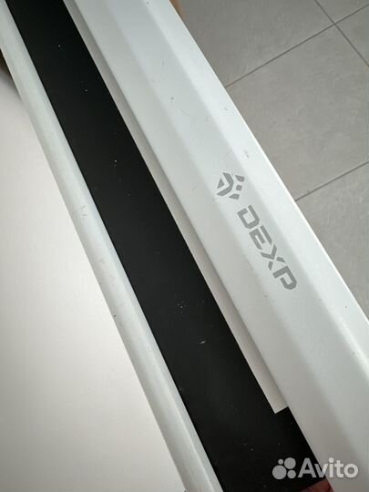 Экраны для проектора 150х150 см и 203х152 см