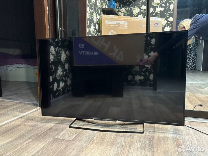 Телевизор Philips 47