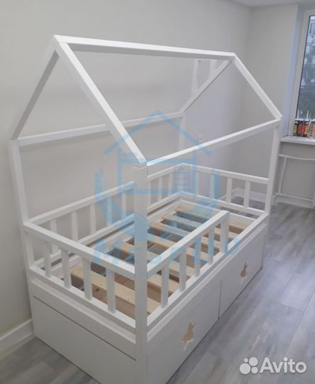 Кровать Домик