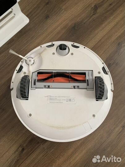 Робот пылесос