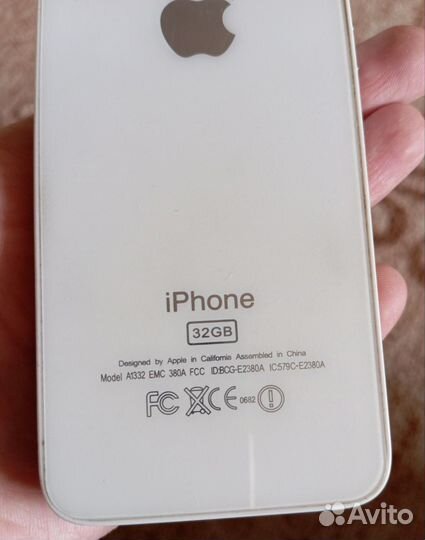 iPhone 4, 32 ГБ