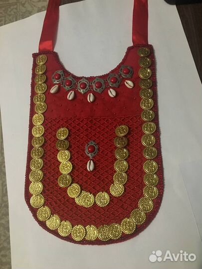 Нагрудник ручная работа