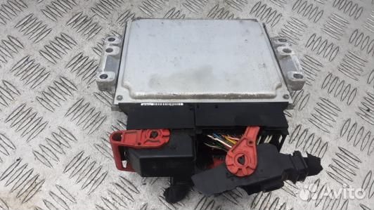 Блок управления двс KIA venga 1 (KBG28PC01)