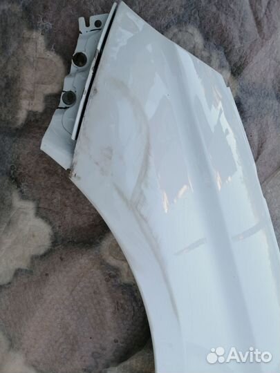 Крыло левое переднее Веста