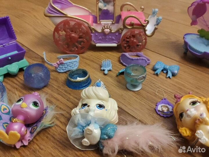 Королевские питомцы