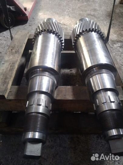 Передающий вал волочильного стана