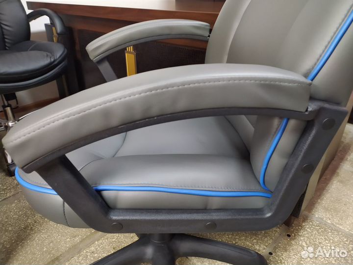 Кресло руководителя Адмирал Эко. Новое
