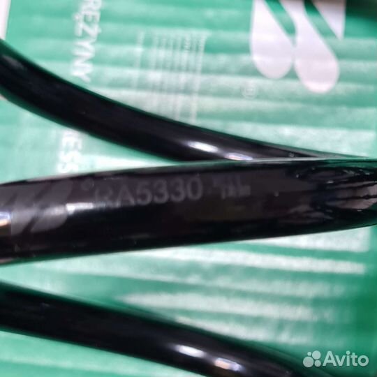 Пружина задняя Passat (B8), Skoda Superb Mk3