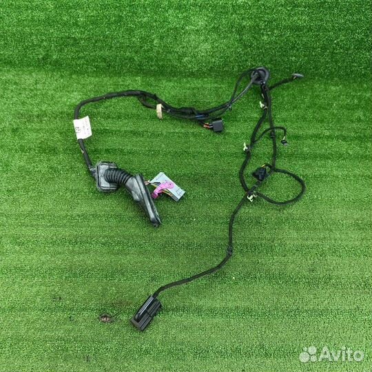 Проводка двери передней правой Opel Astra J GTC