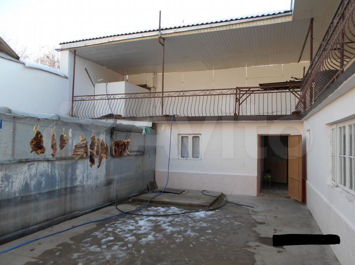 Дом 179,8 м² на участке 5 сот.