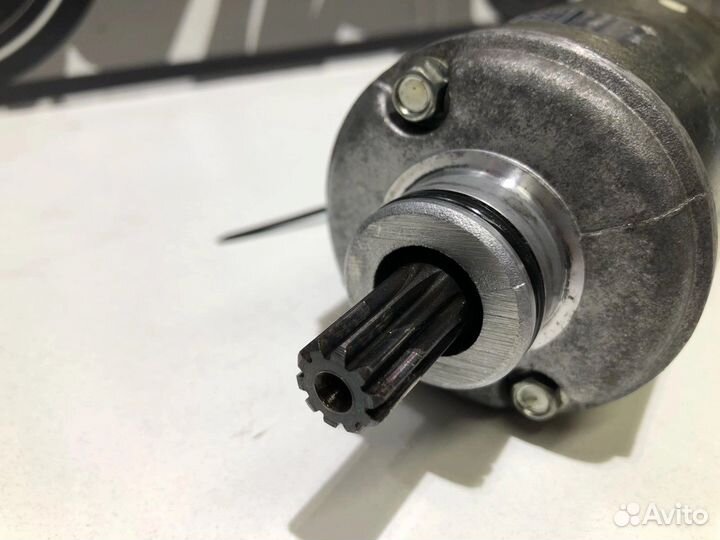 Стартер Kawasaki ZZR 400-1 1992г