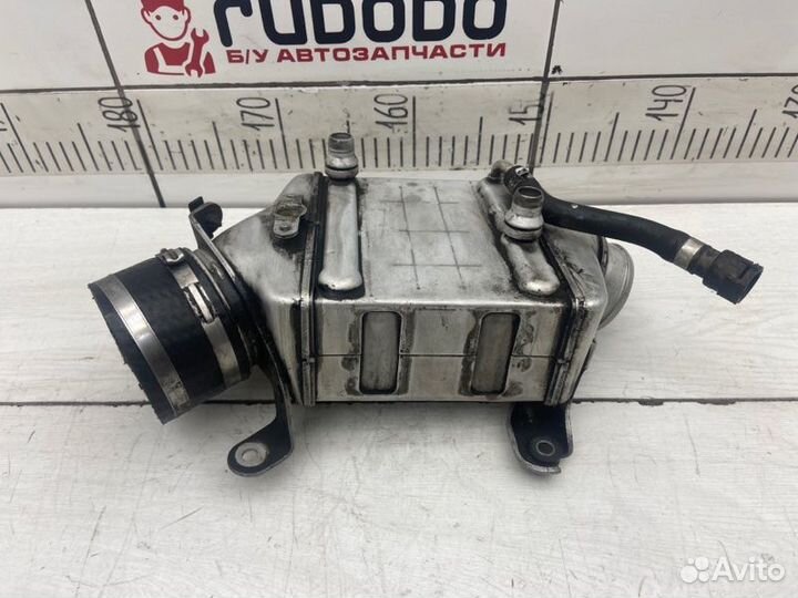 Интеркулер правый Bmw X5 E70 LCI N63B44A 2013