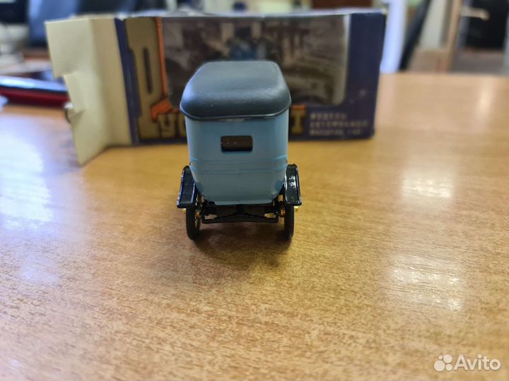 Модель СССР 1:43.Руссо Балт 