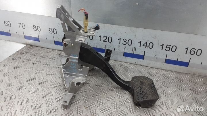 Педаль тормоза Audi A6 4B/C5 1998