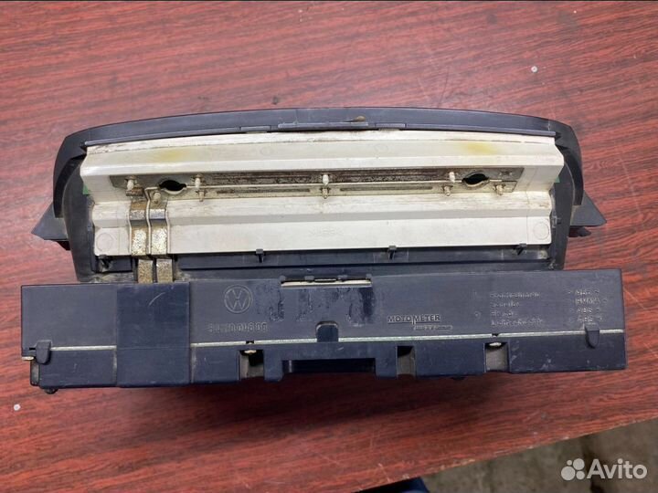 Панель приборов Golf 3