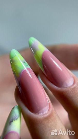 Наращивание ногтей