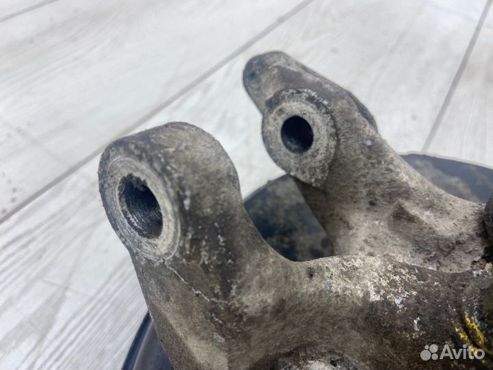 Кулак задний левый Honda Civic 8 LDA2 2007